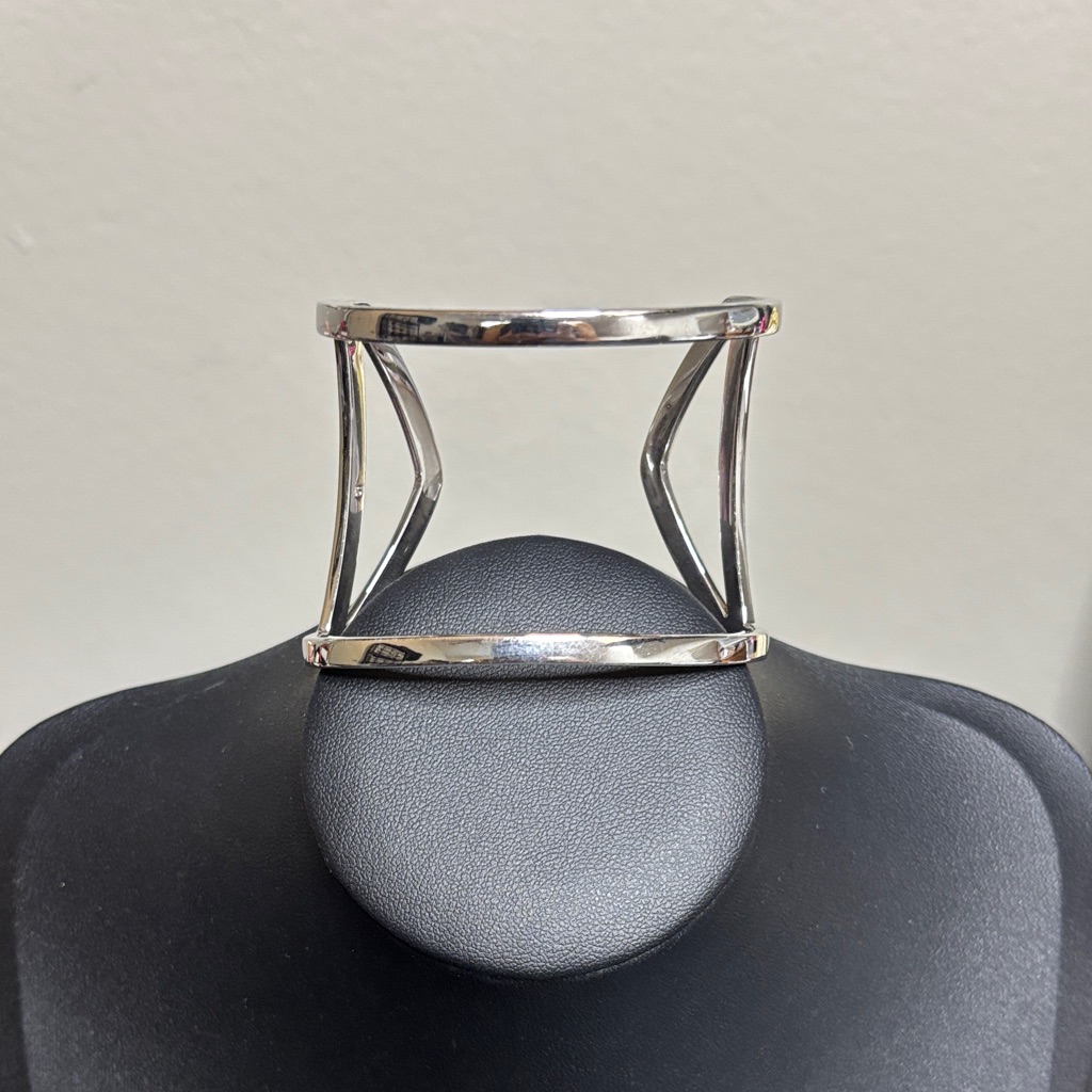 Jessica Simpson Silver Tone Geometric Cuff Bracelet 25$